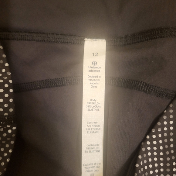 RARE Lululemon Pace Tight(Luxtreme)  Lights Out Black/Ravish Reptile Silver 12 - Picture 10 of 15